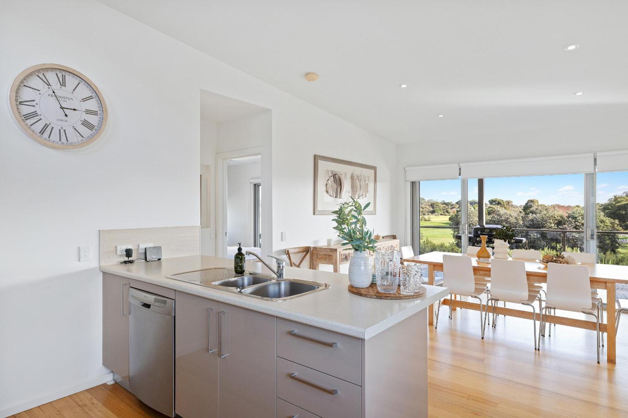 Villa Saltwater Breeze Retreat à Cowes Extérieur photo